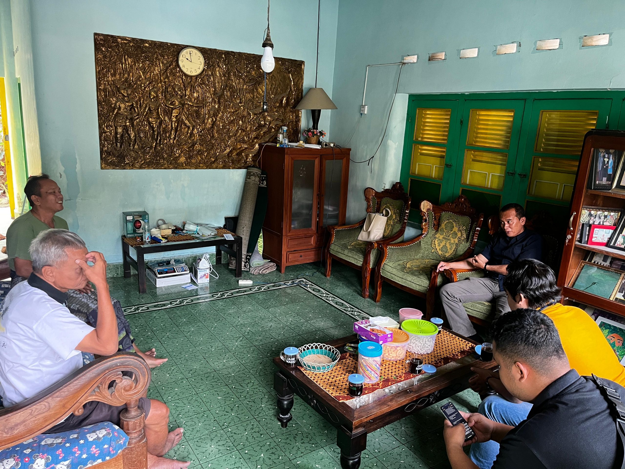 WARGA DEPOK GANDEKAN SIAP KAWAL KASUS PTSL DUKUH GANDEKAN DI KEJAKSAAN SECARA DAMAI WARGA DEPOK GANDEKAN SIAP KAWAL KASUS PTSL DUKUH GANDEKAN DI KEJAKSAAN SECARA DAMAI