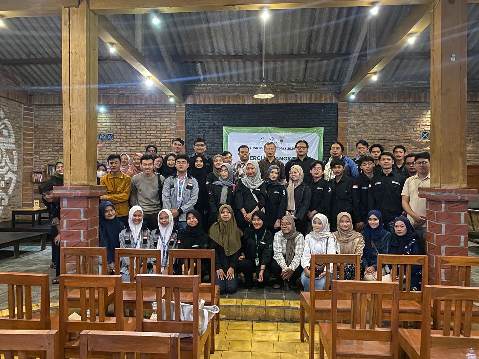 Kebangkitan Pemuda Bantul Dibahas dalam Dialog Energi Era Digital Kebangkitan Pemuda Bantul Dibahas dalam Dialog Energi Era Digital