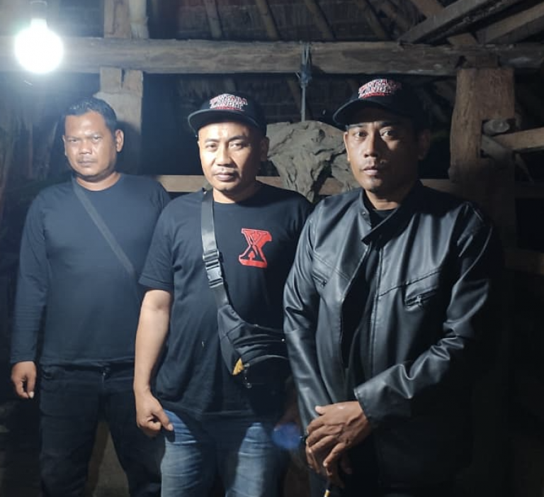 LASKAR TLF BANTUL ZONA BARAT DUKUNG KEPOLISIAN MENJAGA SITUASI KAMTIBMAS PASCA HARLAH TLF KE 17 TAHUN LASKAR TLF BANTUL ZONA BARAT DUKUNG KEPOLISIAN MENJAGA SITUASI KAMTIBMAS PASCA HARLAH TLF KE 17 TAHUN