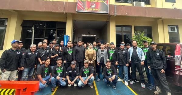 Brigade joxzin himbau anggotanya turut menjaga kamtibmas pasca penangkapan tersangka pembunuhan Anggota joxzin
